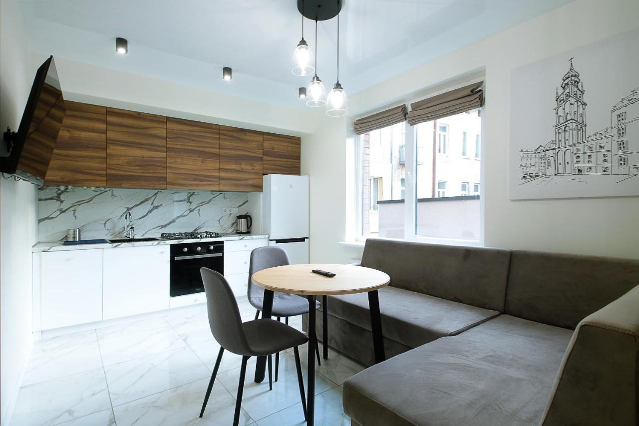 Luxury Nest Lviv Centerアパートメント エクステリア 写真