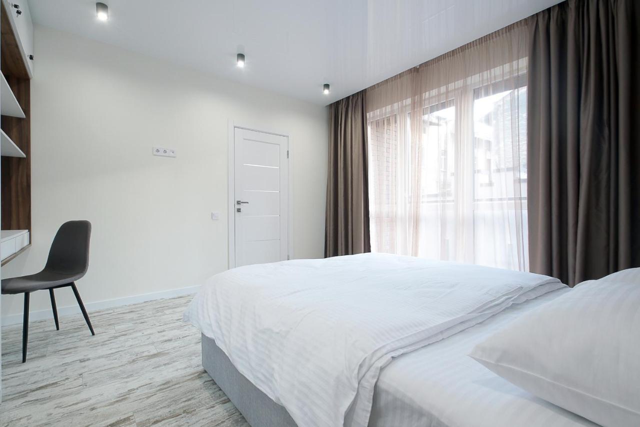 Luxury Nest Lviv Centerアパートメント エクステリア 写真