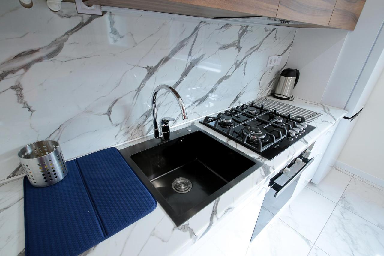 Luxury Nest Lviv Centerアパートメント エクステリア 写真