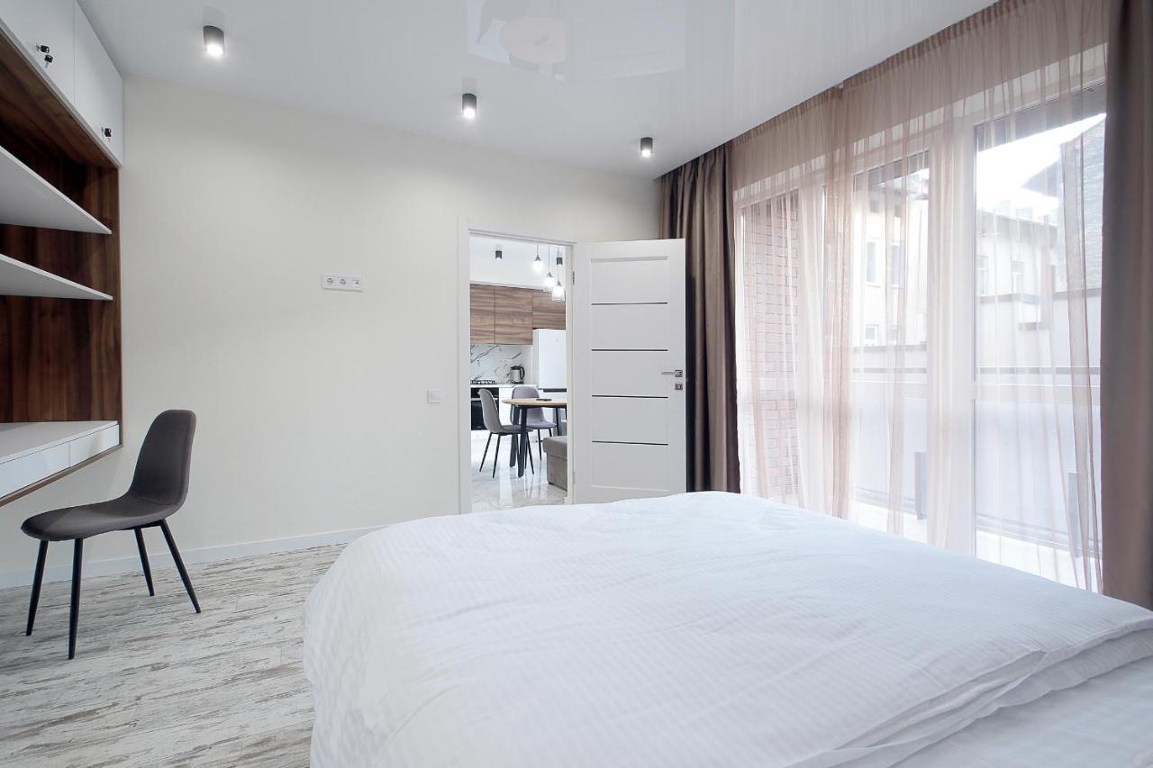 Luxury Nest Lviv Centerアパートメント エクステリア 写真