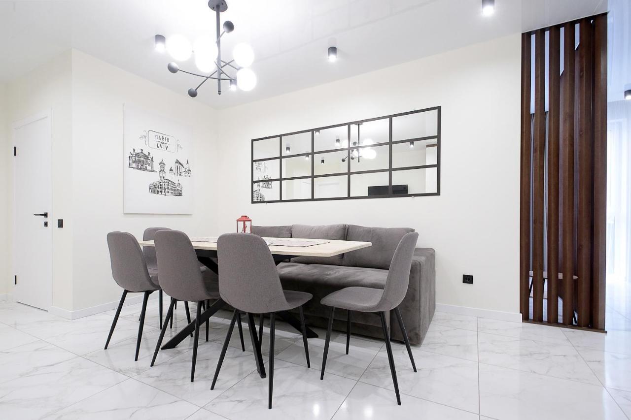 Luxury Nest Lviv Centerアパートメント エクステリア 写真