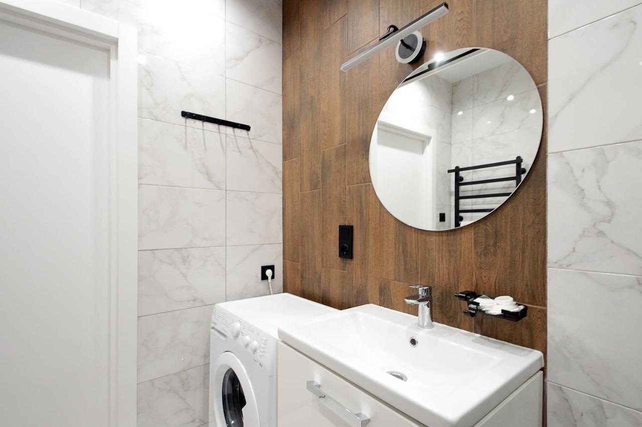 Luxury Nest Lviv Centerアパートメント エクステリア 写真